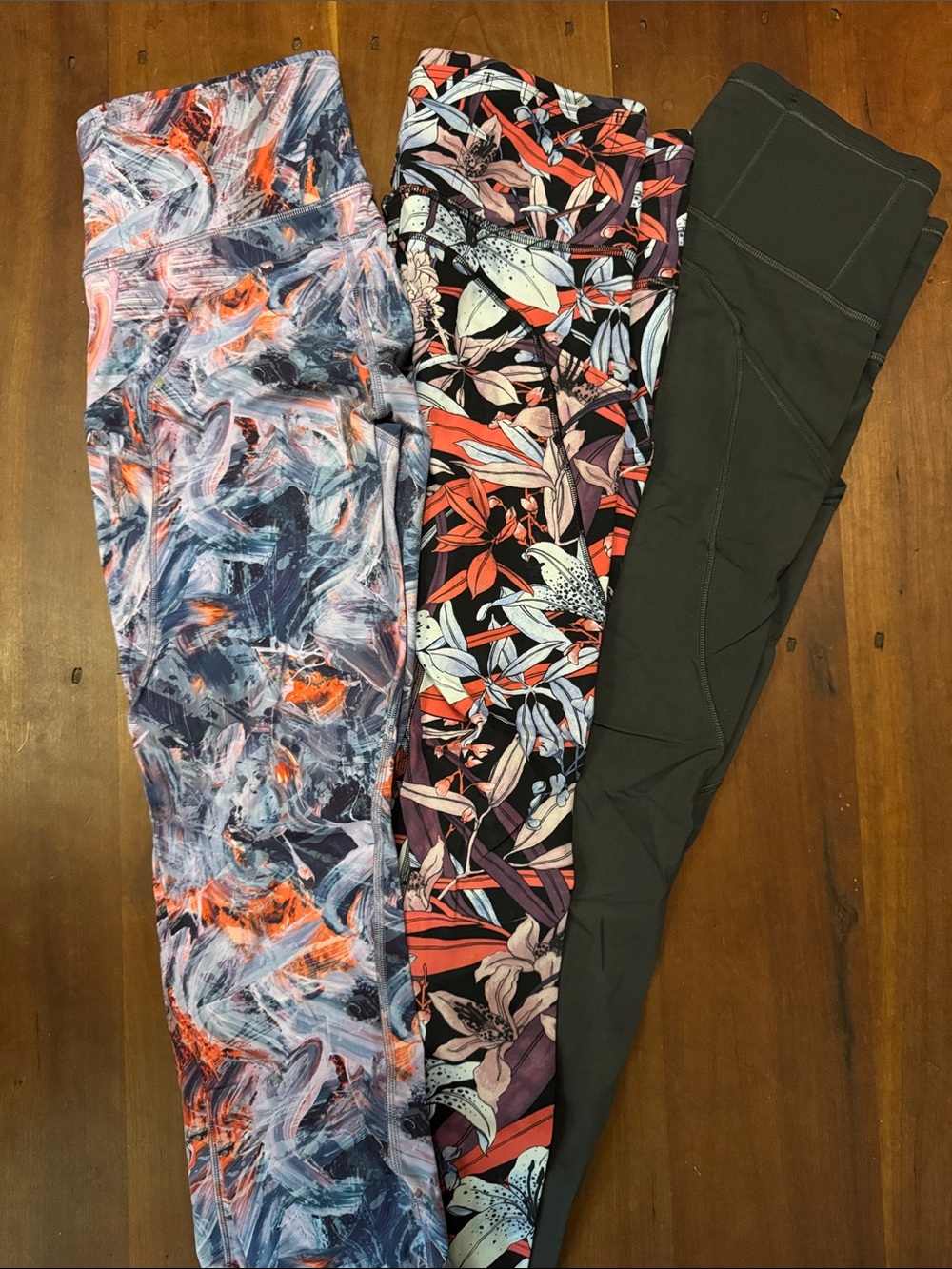 Lululemon fast and free 25 leggings - size 6